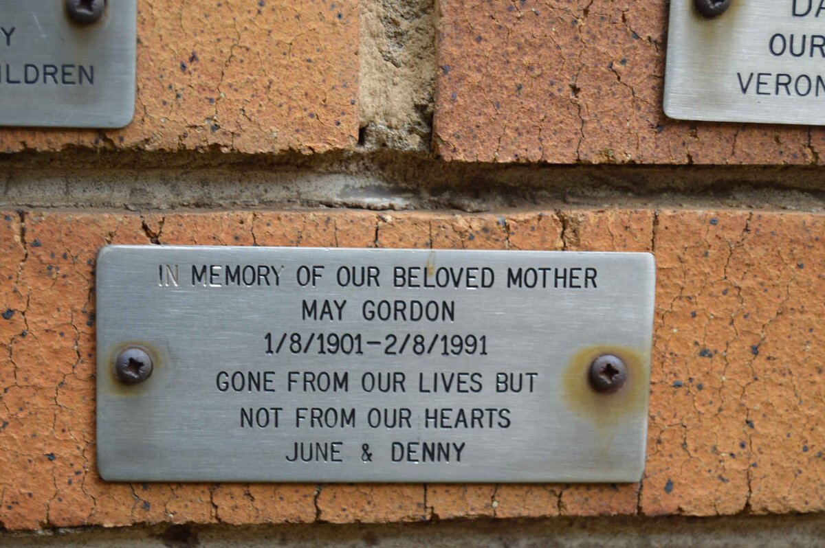 GORDON May 1901-1991