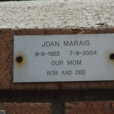 MARAIS Joan 1923-2004