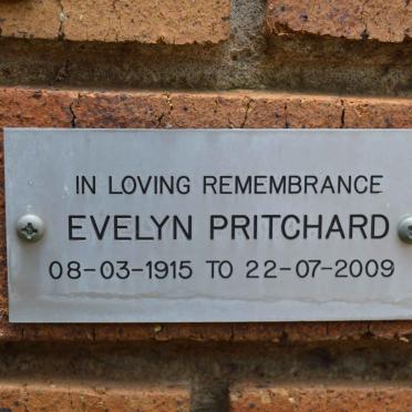 PRITCHARD Evelyn 1915-2009