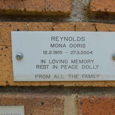 REYNOLDS Mona Doris 1915-2004