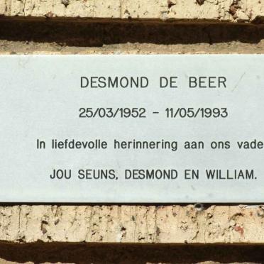 BEER Desmond, de 1952-1993
