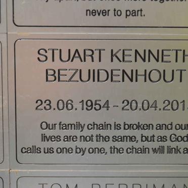 BEZUIDENHOUT Stuart Kenneth 1954-2015