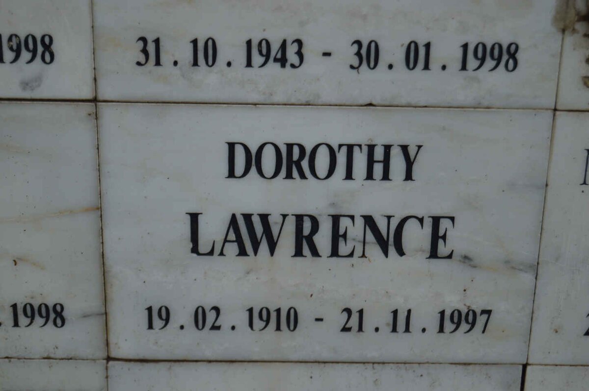 LAWRENCE Dorothy 1910-1997