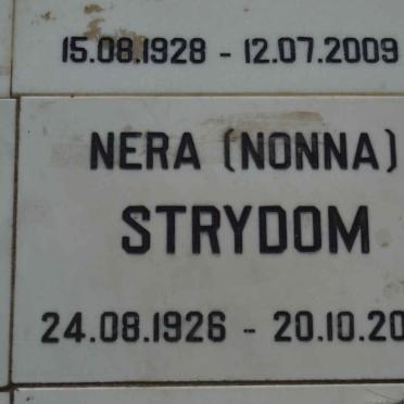 STRYDOM Nera 1926-2007