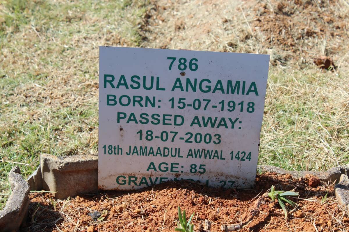 ANGAMIA Rasul 1918-2003
