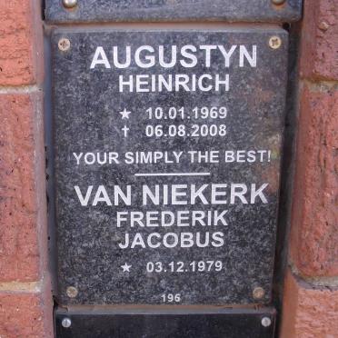 AUGUSTYN Heinrich 1969-2008 :: VAN NIEKERK Frederik Jacobus -1979