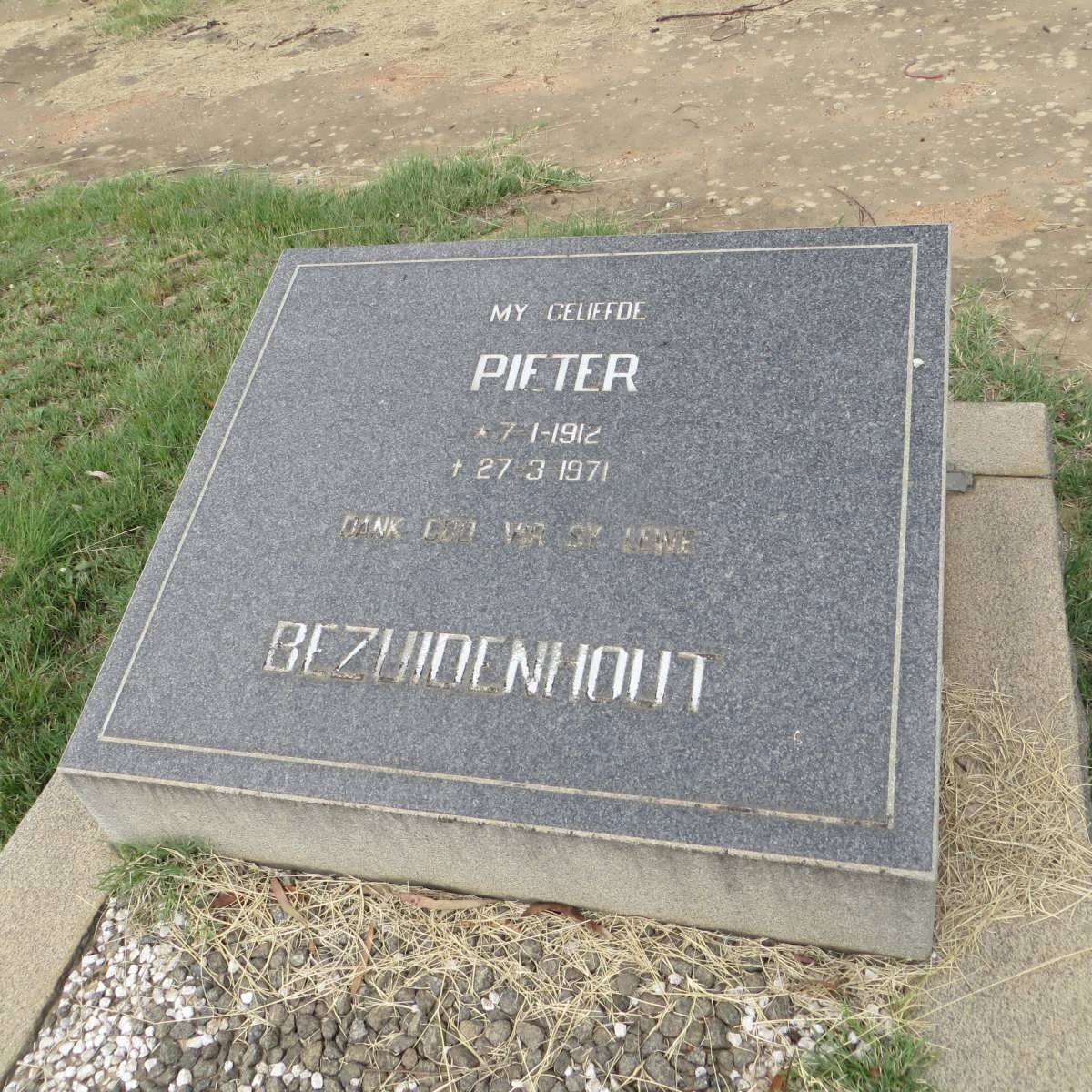 BEZUIDENHOUT Pieter 1912-1971