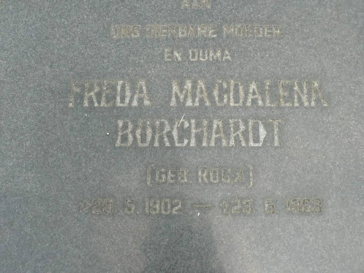 BOUWER Barend Daniël 1920-1975 &amp; Freda Magdalena ROUX 1902-1998