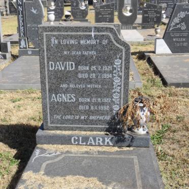 CLARK David 1921-1994 &amp; Agnes 1922-1992
