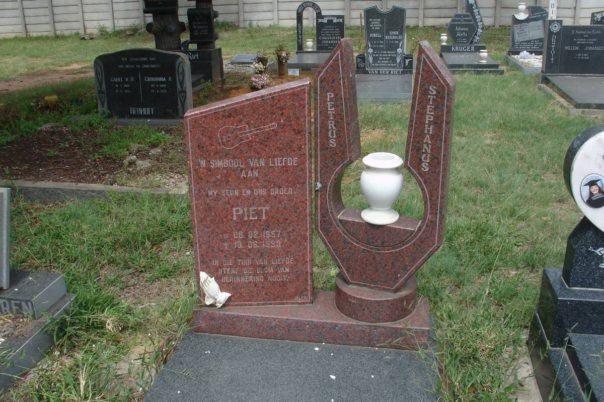 COETZEE Petrus Stephanus 1957-1993