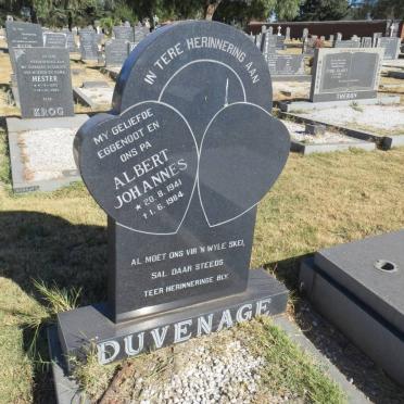 Du - Surnames starting with the letters Du