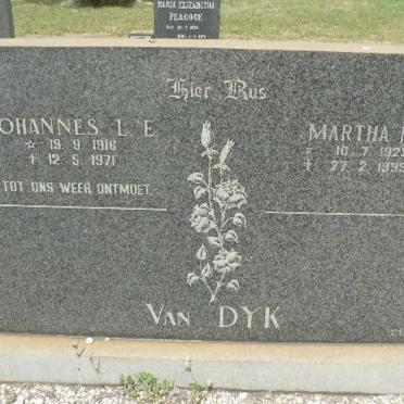 DYK Johannes L.E., van 1916-1971 &amp; Martha M. 1922-1999