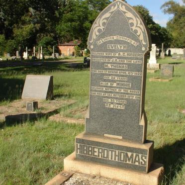 HIBBERD Evelyn born THOMAS -1922 :: THOMAS Minnie -1911