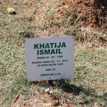 ISMAIL Khatija 1946-2011