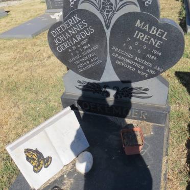 KOEKEMOER Diederik Johannes Gerhardus 1909-1984 &amp; Mabel Irene 1914-1986