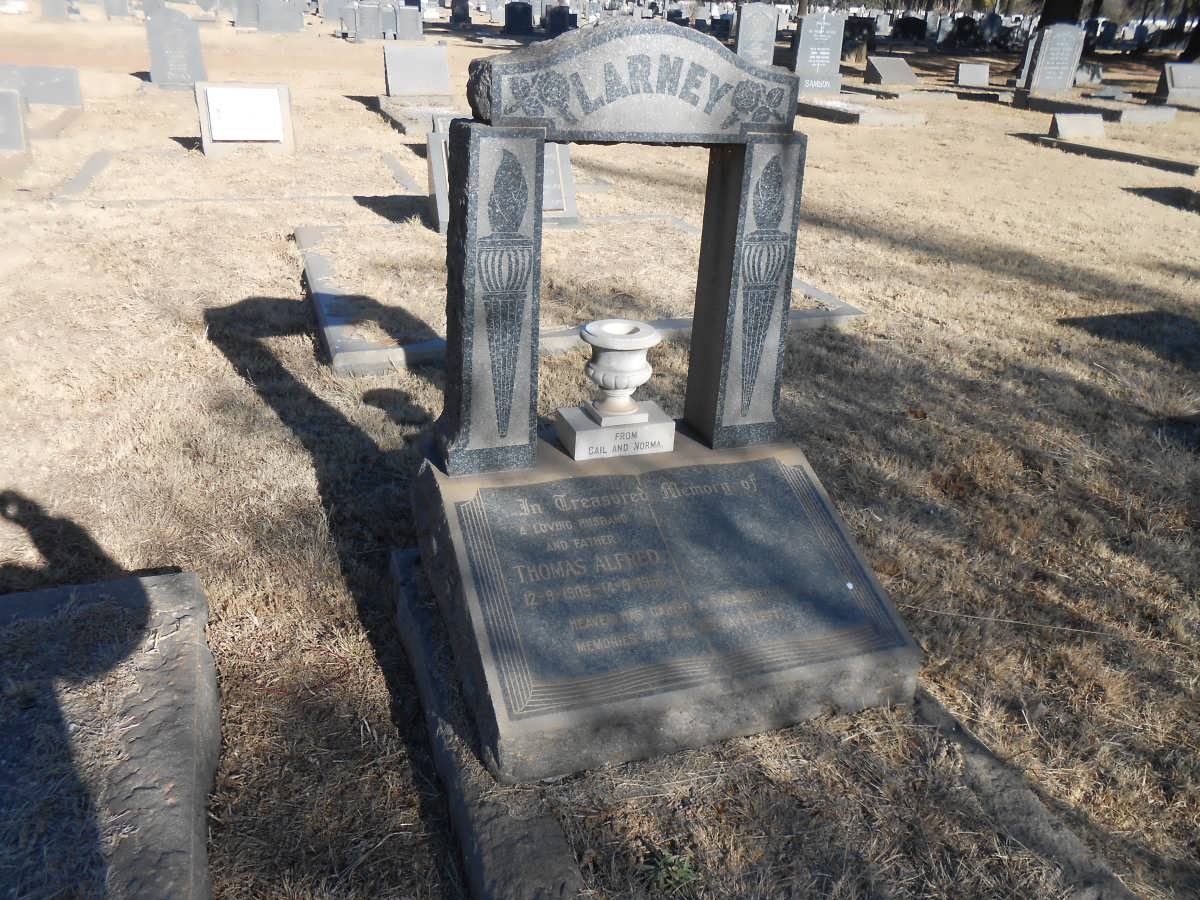 LARNEY Thomas Alfred 1905-1956