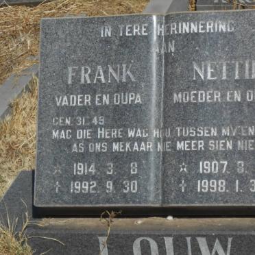 LOUW Frank 1914-1992 &amp; Nettie 1907-1998