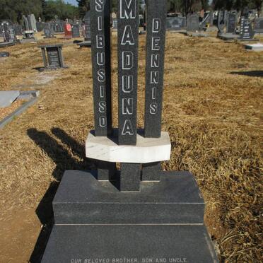 MADUNA Sibusiso Dennis 1970-2000