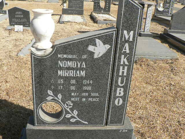 MAKHUBO Nomoya Mirriam 1944-1998