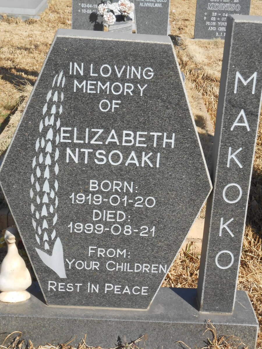 MAKOKO Elizabeth Ntsoaki 1919-1999