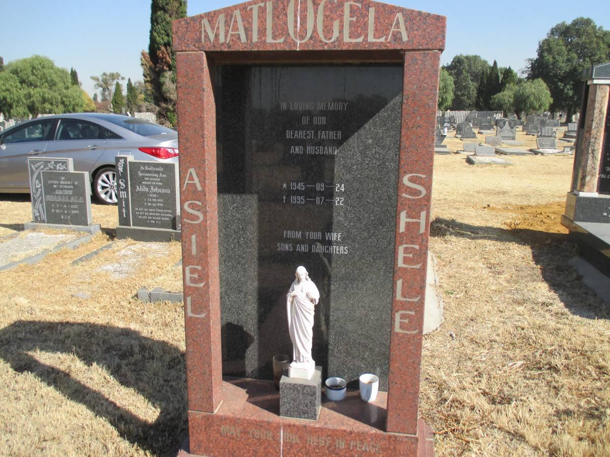 MATLOGELA Asiel Shele 1945-1995