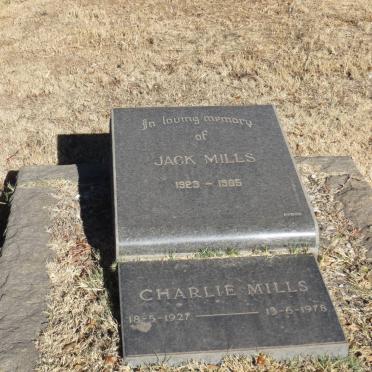 MILLS Jack 1923-1965 :: MILLS Charlie 1927-1978