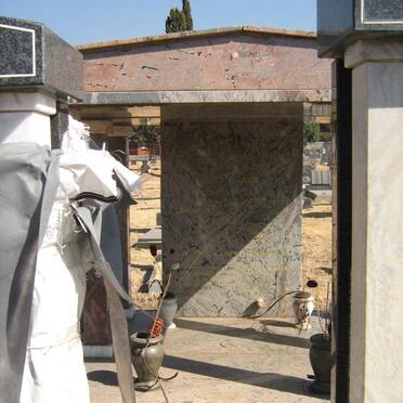 MISIKINYA Bonginkosi Bhungane Sitiye 1957-1994