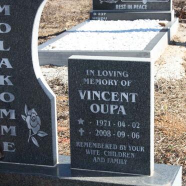 MOLAKOMME Vincent 1971-2008