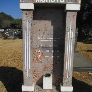 MOHOTO Elsie Cythia 1966-2002