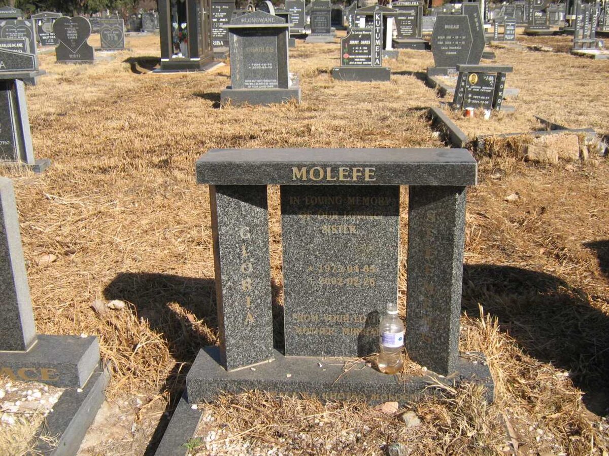 MOLEFE Gloria SELEMENG 1973-2002
