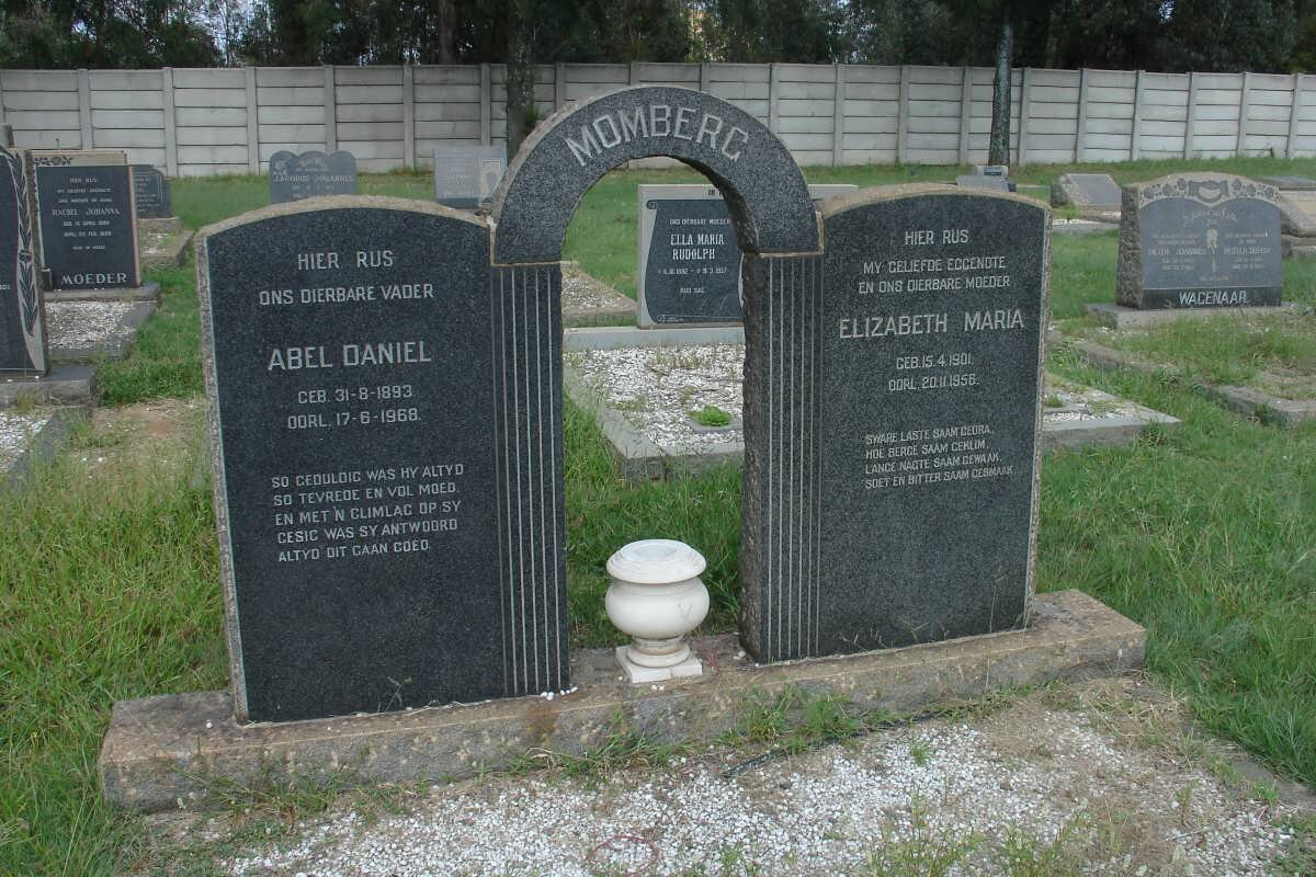 MOMBERG Abel Daniel 1893-1968 &amp; Elizabeth Maria 1901-1956