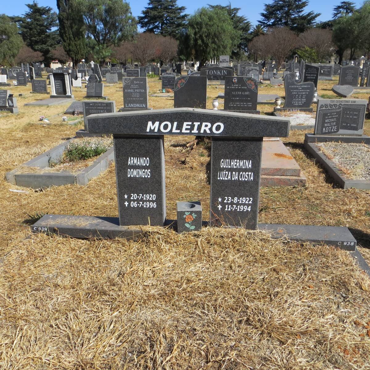 MOLEIRO Armando Domingos 1920-1996 &amp; Guilhermina Luíza DA COSTA 1922-1994