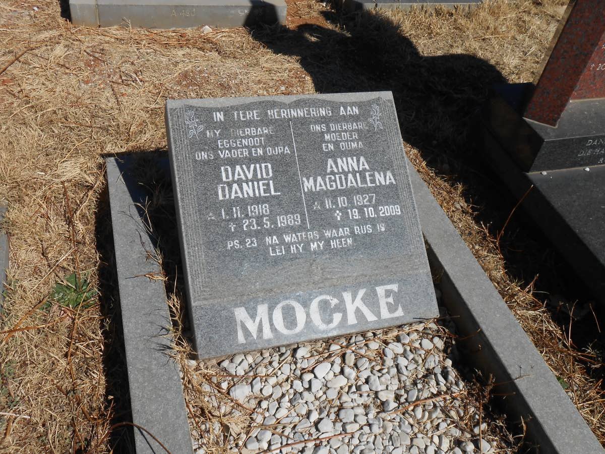 MOCKE David Daniel 1918-1989 &amp; Anna Magdalena 1927-2009