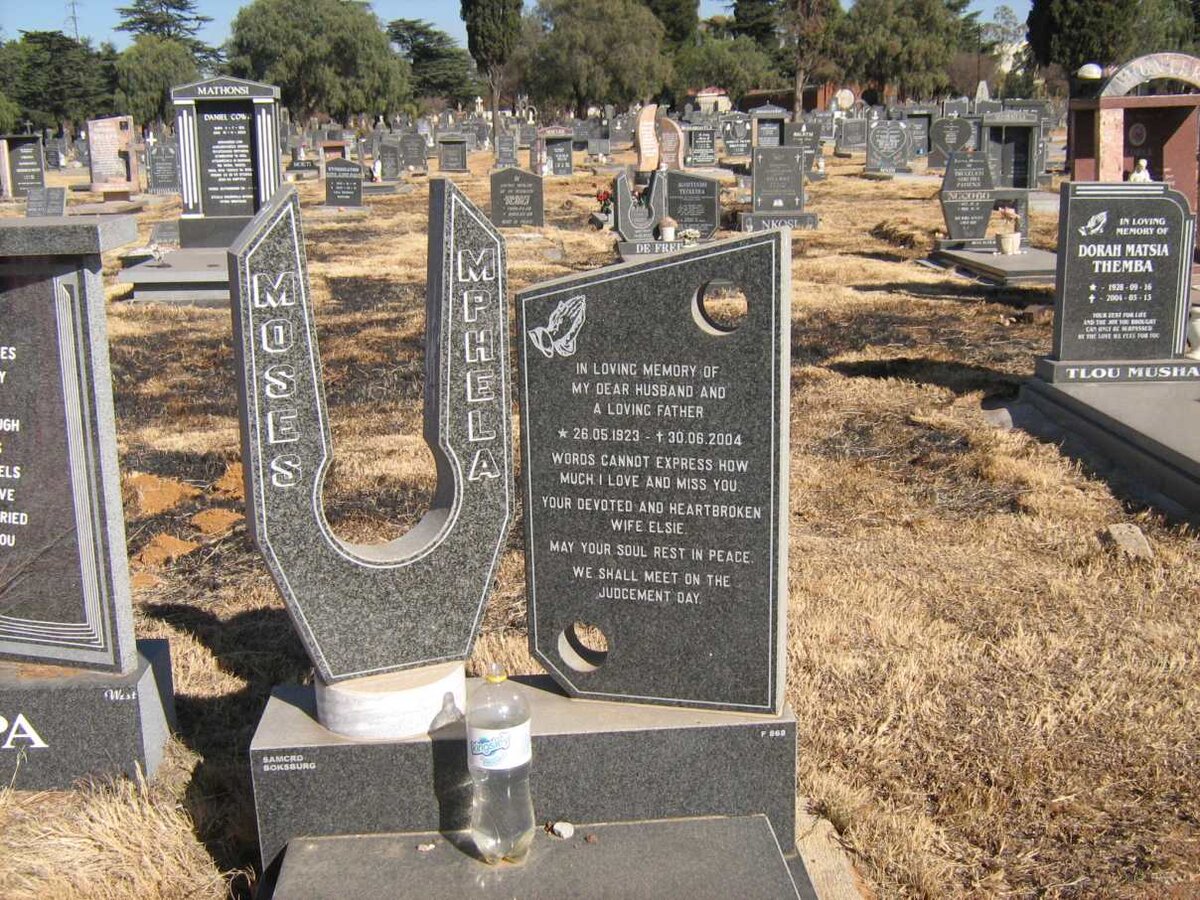 MPHELA Moses 1923-2004