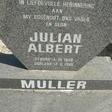 MULLER Julian Albert 1966-1998