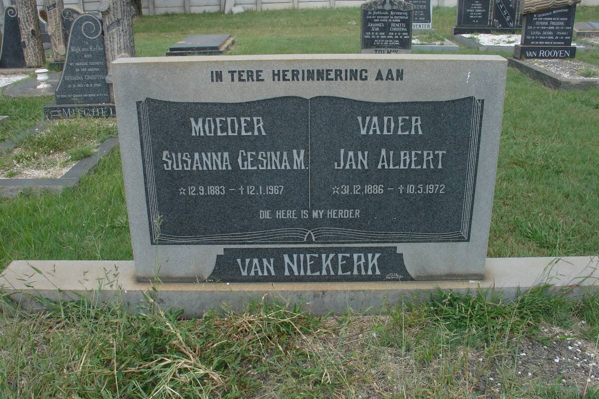 NIEKERK Jan Albert, van 1886-1972 &amp; Susanna Gesina M. 1883-1967