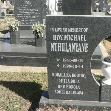 NTHULANYANE Boy Michael 1941-1998