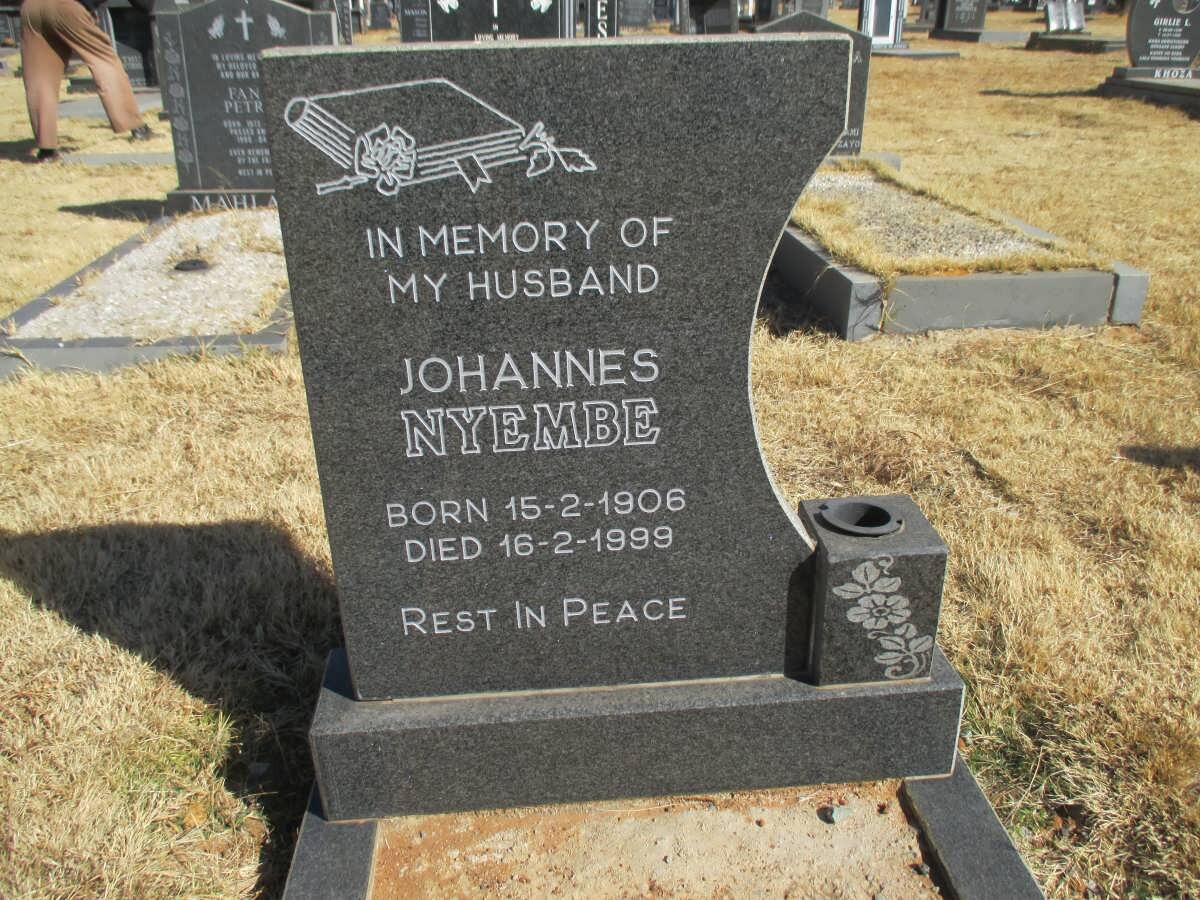 NYEMBE Johannes 1906-1999
