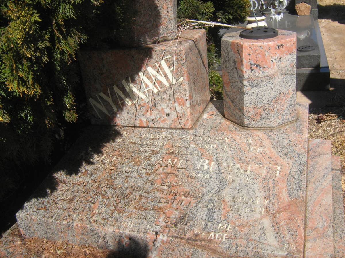 NYAKANE ? Bennett -1994