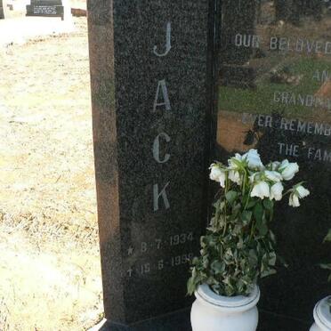 PADIYACHY Jack 1934-1999 &amp; ?mmie 1937-2001