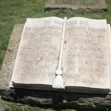 PHARAOH Annie Margaret nee PRETORIUS 1892-1937 :: EVENWEL Velia Erilda 1908-1940