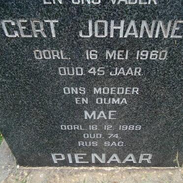 PIENAAR Gert Johannes -1960 &amp; Mae -1989