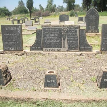 POTGIETER Lukas Johannes 1889-1952 &amp; Johanna Margaretha  VAN DER WALT 1899-1975