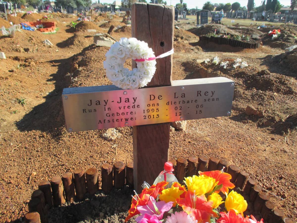 REY Jay-Jay, de la 1995-2013