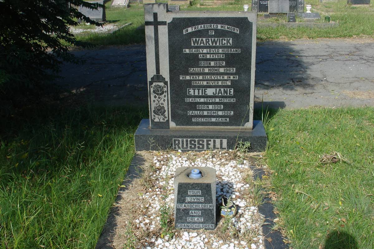RUSSELL Warwick 1892-1963 &amp; Ettie Jane 1898-1982