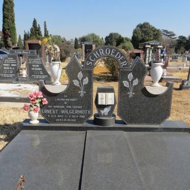 SCHROEDER Ernest Wilgermoth 1943-1996