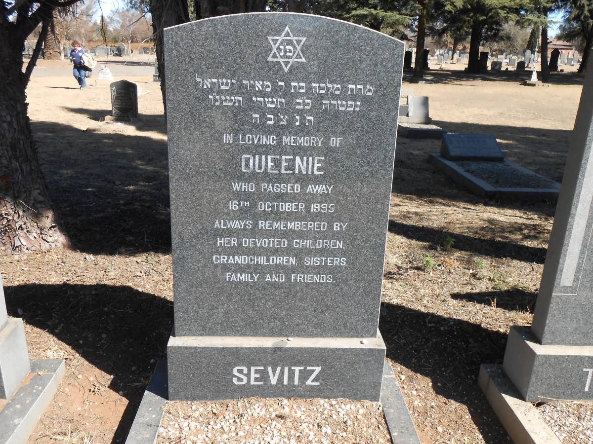 SEVITZ Queenie -1995