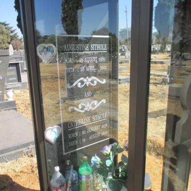 SITHOLE Catherine 1936-2010 :: SITHOLE Augustine 1980-2002