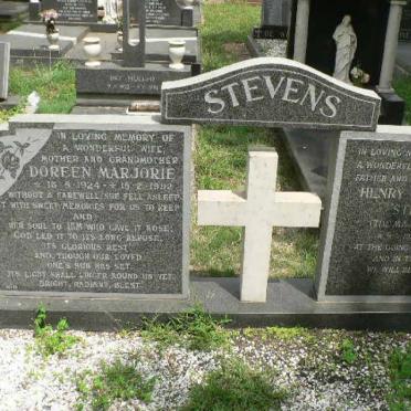 STEVENS Henry Charles 1917-2007 &amp; Doreen Marjorie 1924-1992