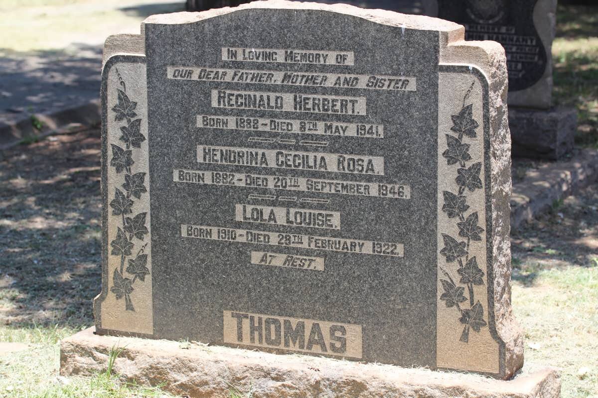 THOMAS Reginald Herbert 1888-1941 &amp; Hendrina Cecilia Rosa 1882-1946 :: THOMAS Lola Louise 1910-1922